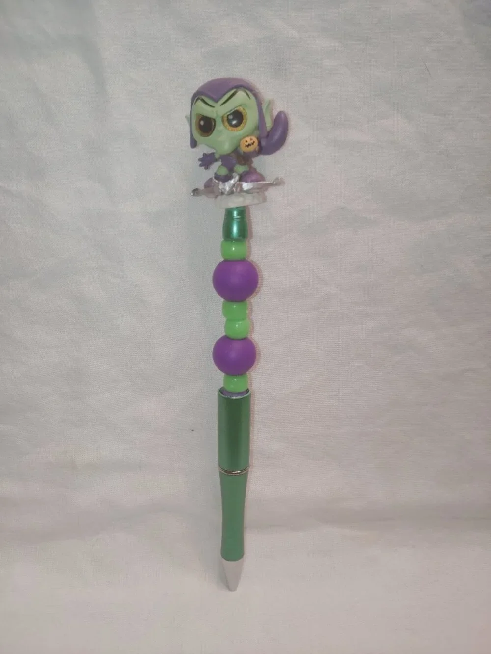 Disney Doorable- Green Goblin- Handmade Beaded Pen